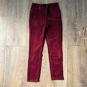 Corduroy burgundy red pant. Monki, ASOS. Size 34 or US 25